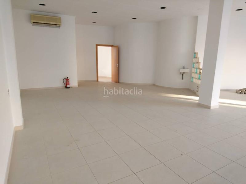 Foto 71f0bbf9-322c-46c7-ac36-6b844d012d92. Lloguer local comercial a Franqueses del Vallès (Les)