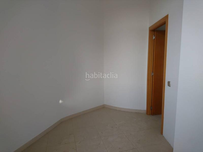 Foto 9dc0f3c9-f282-4f57-b0a1-ac80f7a46ebe. Lloguer local comercial a Franqueses del Vallès (Les)