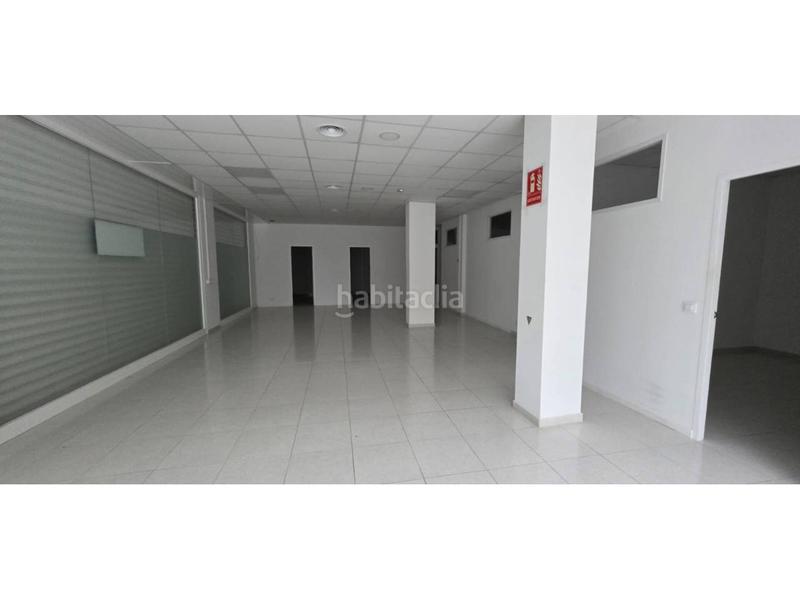 Foto ef47559f-1b8a-458c-a57f-1b60cf6e0d3e. Affitto locale commerciale in Franqueses del Vallès (Les)