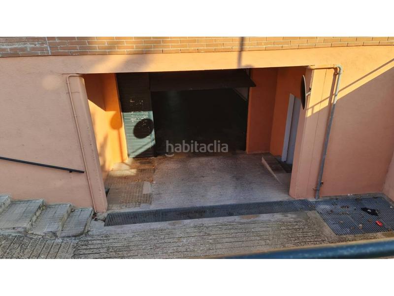 Foto 2a38d8f0-aed8-473b-8b62-d063fe358690. Location parking voiture dans hermenildo carrera 9 dans Roca del Vallès (La)