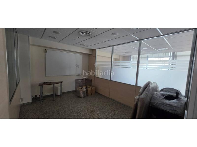Foto 9bb9c38f-1ad9-4496-8e3b-2580cbcf8cb4. Rent office space with parking in Zona Industrial Granollers