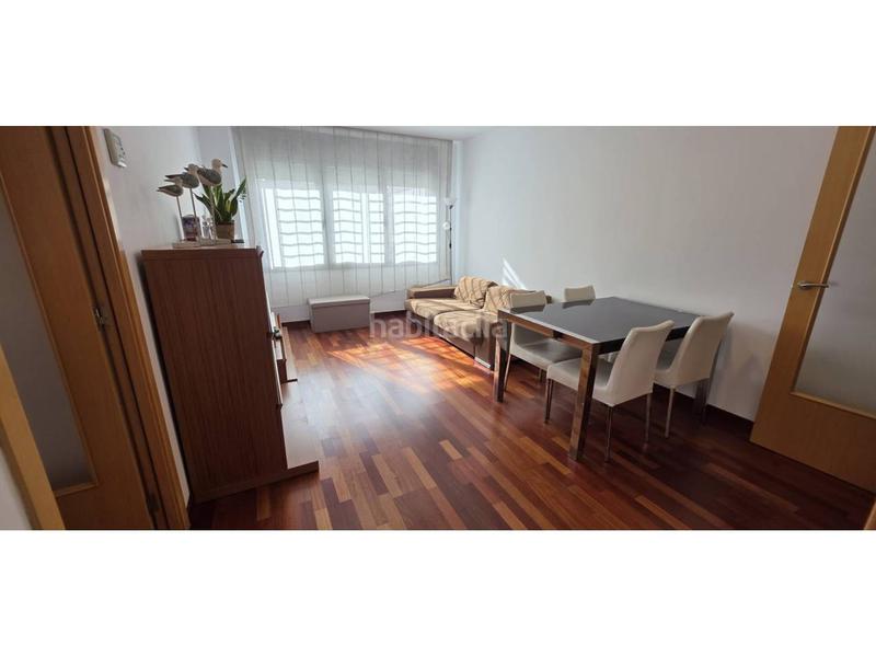 Foto cd5d598f-4c80-495d-b401-01d44891f387. Appartamento con parcheggio in Can gili Granollers