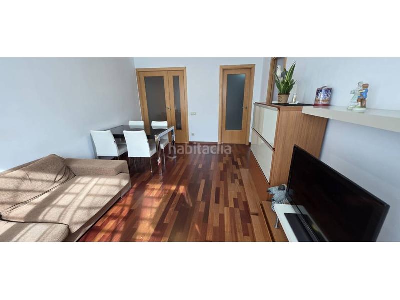 Foto d193243f-a8ed-4b05-aaf0-d497290fd6f6. Appartamento con parcheggio in Can gili Granollers