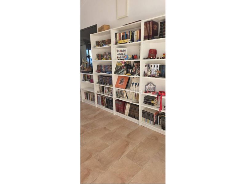 Foto 24bd052a-8d41-4442-b411-752edaafd920. Casa amb calefacció aparcament a Roca del Vallès (La)