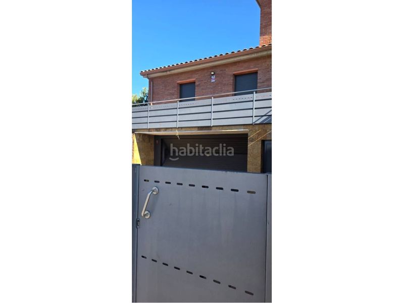 Foto a87a6f2d-f544-4d2e-9d17-daeb088abf49. Casa amb calefacció aparcament a Roca del Vallès (La)