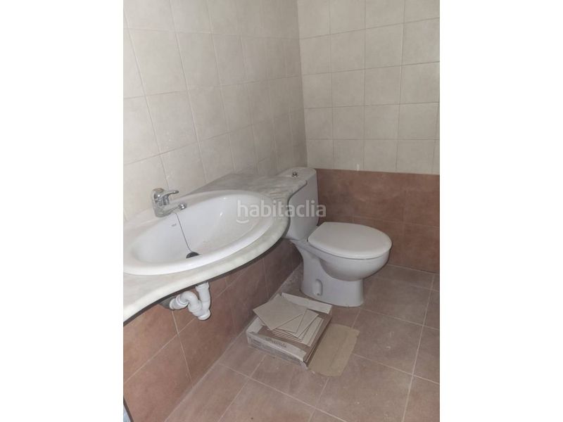 Foto e7a4b280-abbb-437a-a7d5-5b1f93d298a8. Casa amb calefacció aparcament a Roca del Vallès (La)