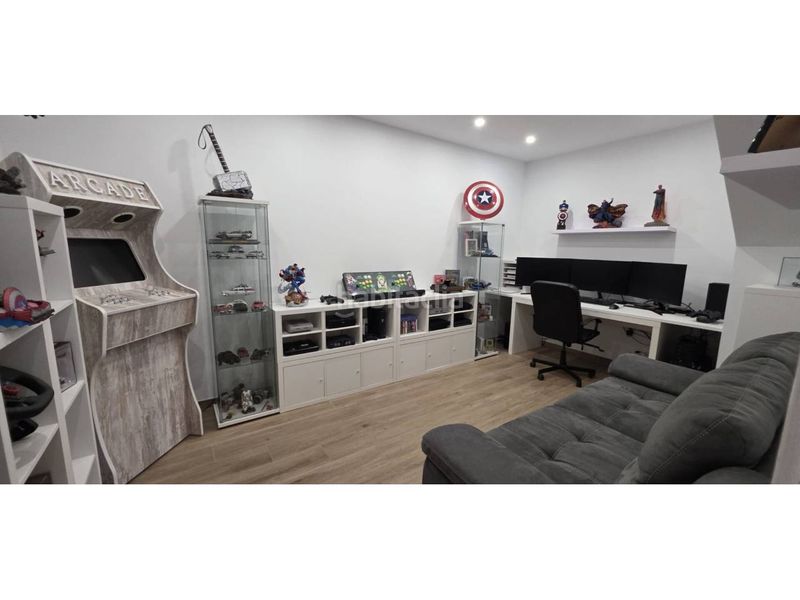 Foto 14424c50-4f64-4dea-8933-e546a6c15e18. Casa amb calefacció a Urbanitzacions Argentona