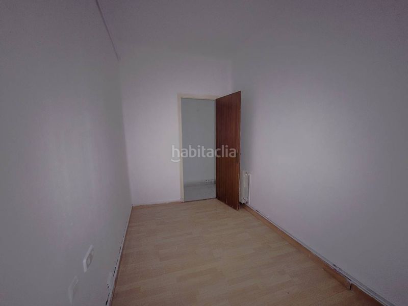 Foto bb00bc0a-8339-4df4-866e-552791322ded. Pis a Cementiri Vell Terrassa