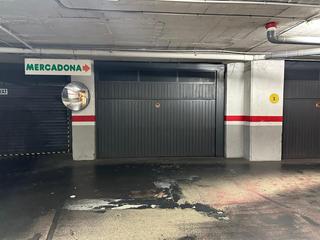 Aparcament cotxe  Plaça dels països catalans. Tu comodidad al alcance: ¡hazte con esta cochera hoy mismo y ase