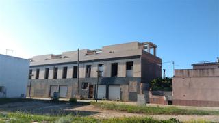 Building in Carrer de l'amistat 8. Oportunidad de inversión: inmueble ocupado y en construcción en