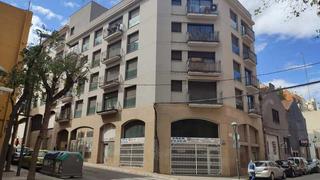 Geschäftsraum in Carrer d'apodaca 22. Tu espacio, tu éxito: ¡construye el futuro en tarragona!