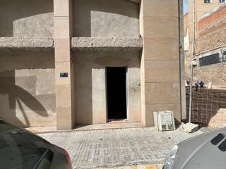 Geschäftsraum in Carrer d'orosi 1. ¡transforma tu visión en realidad! el espacio ideal para tu nego