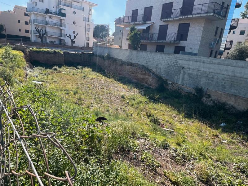Foto b13b5a4e-39cd-411b-a883-563281f269be. Terreno residencial solar consolidado , para edificio plurifamiliar, segunda linea, a tocar del nuevo paso, acantilados y playa en Miami Platja