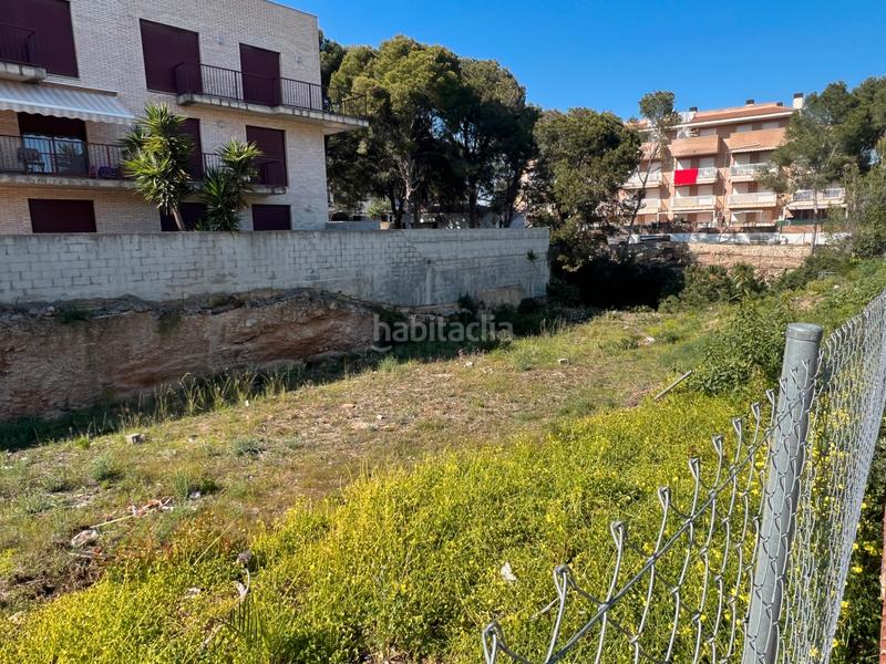 Foto c77c008c-1d1f-4934-aebe-d158b21f6f78. Terreno residencial solar consolidado , para edificio plurifamiliar, segunda linea, a tocar del nuevo paso, acantilados y playa en Miami Platja