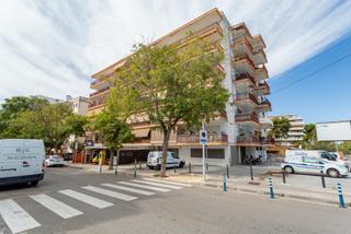 Appartement à Carrer de fra juníper serra 17. Piso rcien reformado, a estrenar
