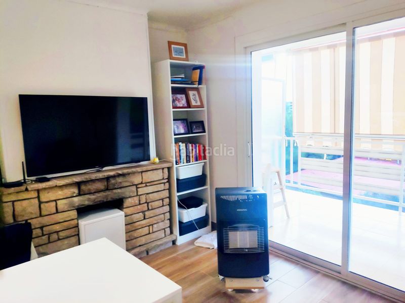 Foto 3aea9d91-8153-4d59-bf71-23249a7f96fe. Piso en carretera del far 12 exclusivo apartamento con vistas al mar y piscina en carretera de la costa, . en Salou