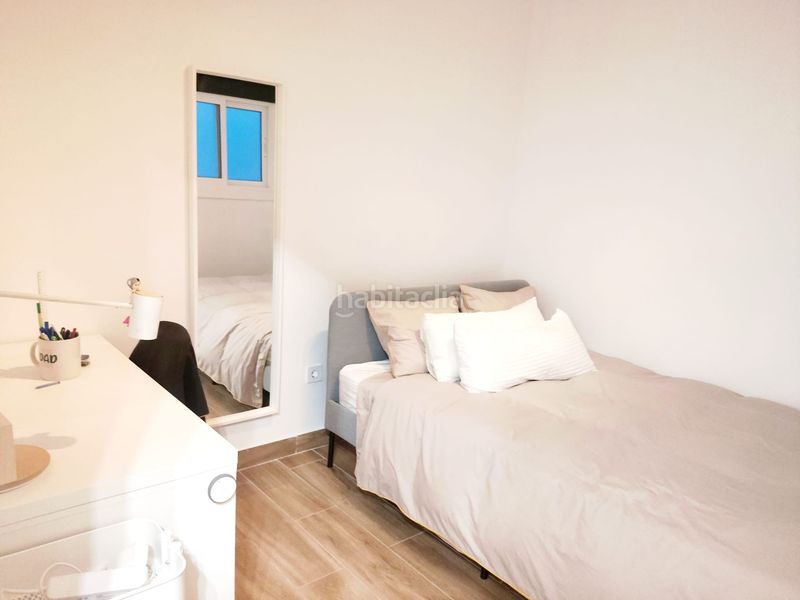 Foto b4029f47-0db8-4c60-ba3c-90cf6e3fbcc0. Piso en carretera del far 12 exclusivo apartamento con vistas al mar y piscina en carretera de la costa, . en Salou