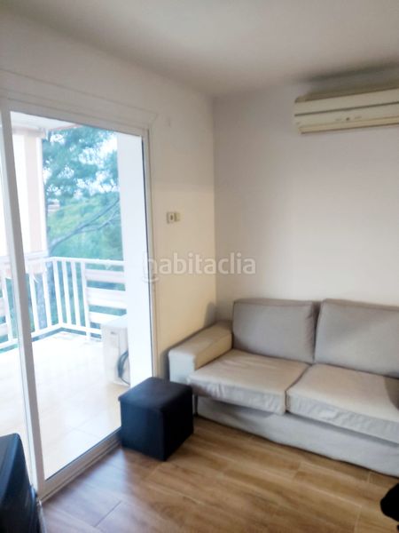 Foto bbf87e57-a493-4b75-ad70-bd5076ea8d3e. Piso en carretera del far 12 exclusivo apartamento con vistas al mar y piscina en carretera de la costa, . en Salou