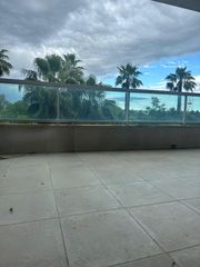 Pis  Carrer de tarragona 26. Amplio piso con gran terraza en el corazón de salou