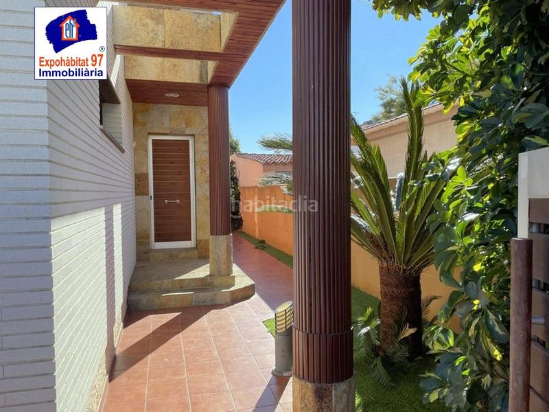 Foto a6dc2fcd-917d-44b4-8c59-57b9d68dab54. Casa chalet independiente en venta calle lluís domènech i montaner 13, La Dorada en Cambrils