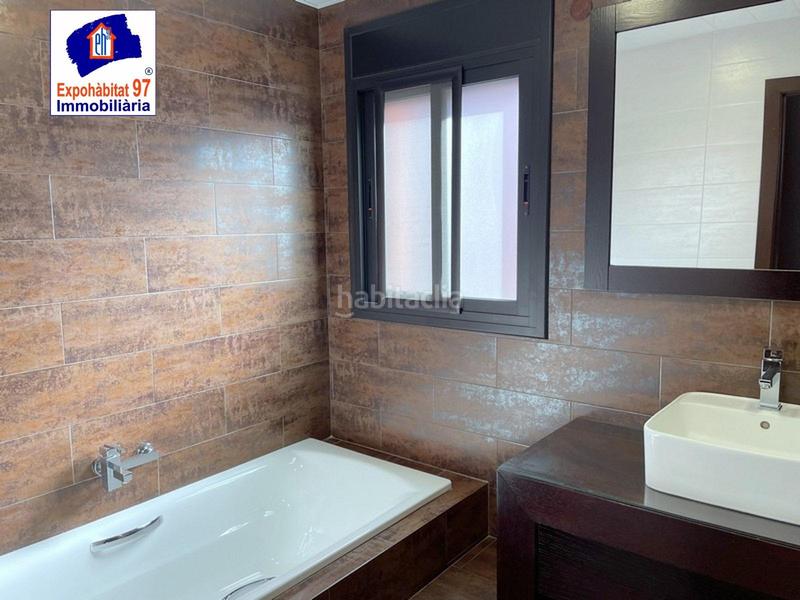 Foto e8b016a5-c5f1-4379-bc8a-07fc03d0154d. Casa chalet independiente en venta calle lluís domènech i montaner 13, La Dorada en Cambrils