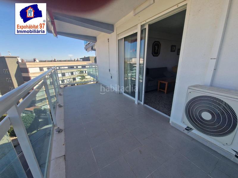 Foto adb74c57-c020-40bb-9cf8-17df888c2de7. Apartamento en carrer penedes del 6 gran terraza con vista mar y muy despejadas en Salou