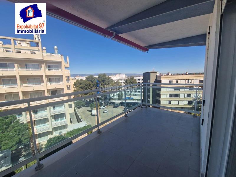 Foto c5cd62a3-fdcf-4ee0-a73e-28695aac31f2. Apartamento en carrer penedes del 6 gran terraza con vista mar y muy despejadas en Salou