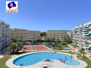 Apartamento en Carrer de pompeu fabra 22. Piso en venta con piscina y parking opcional en c pompeu fabra