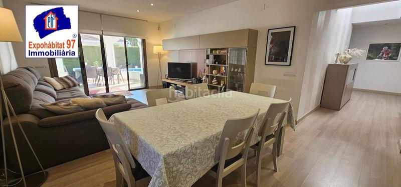 Foto ecec1a3f-6427-4e39-a0b4-08fd08491d83. Chalet espectacular chalet en montroig del camp totalmente reformado en y con piscina privada en Mont-roig del Camp