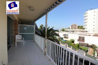 Apartament  Calle valls 4. Ocasión amplio piso esquinero para reformar, a tan sólo 100 m de