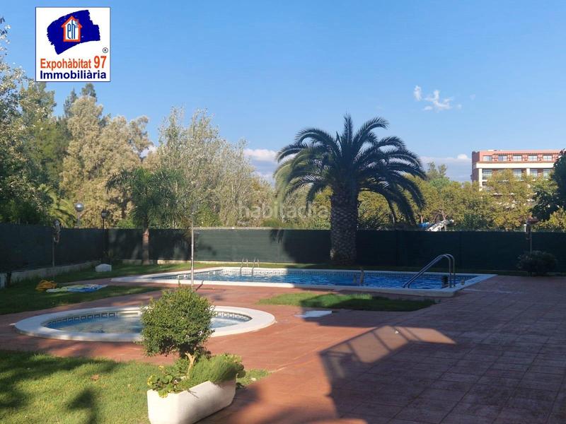 Foto 81b6ea72-4e48-4a26-9971-d759df52b462. Apartamento en carrer montserrat roig 3 amplio apartamento con 2 habitaciones y piscina en Salou