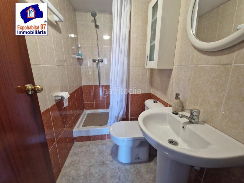 Foto e901cedc-cb65-49a3-83a1-8e8e160841e0. Apartamento en carrer montserrat roig 3 amplio apartamento con 2 habitaciones y piscina en Salou