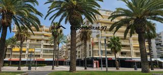 Ático en Carrer berlin 5. Espectacular ático dúplex con vistas al mar, piscina y 2 plazas