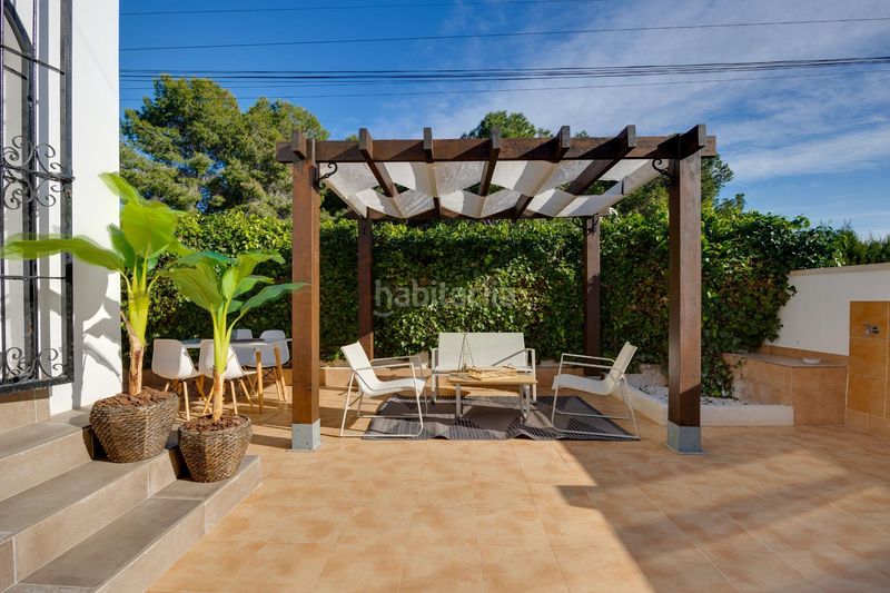 Foto 1488aa0d-cc1a-4a25-a696-e09ff6886c06. Casa amb aparcament piscina a nueva Torrevieja Torrevieja