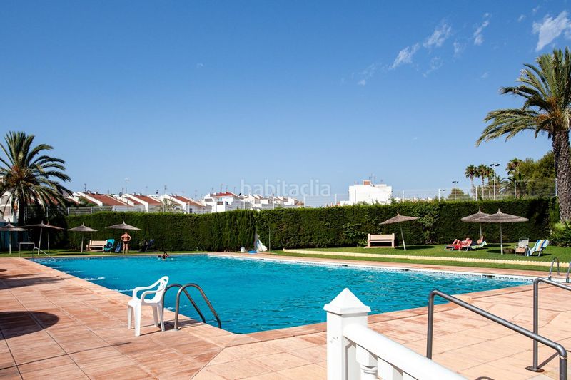 Foto fefdd7a0-9625-48e8-a749-0094bcc4b676. Casa amb aparcament piscina a nueva Torrevieja Torrevieja