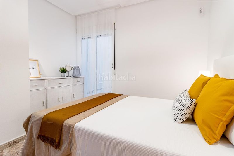 Foto 320a33f7-1657-4814-ba32-688ebf337ac8. Alquiler apartamento alquiler apartamento 1 dormitorio como nuevo en Torrevieja