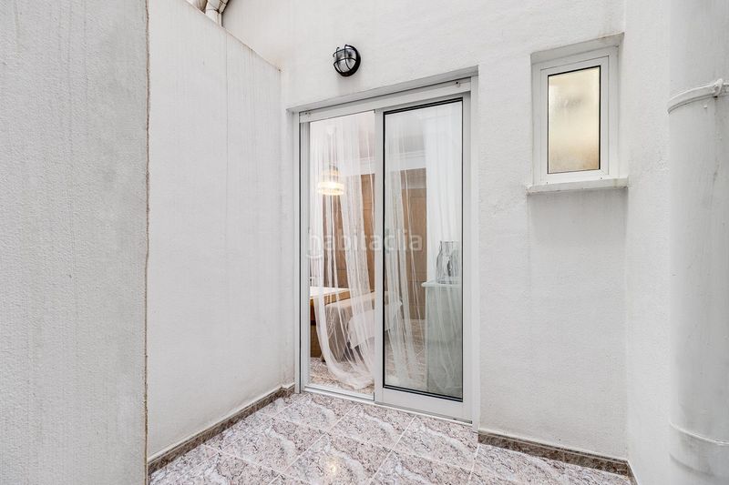 Foto 59f8996f-267b-427e-bd43-cc6ba4ee0e6c. Alquiler apartamento alquiler apartamento 1 dormitorio como nuevo en Torrevieja