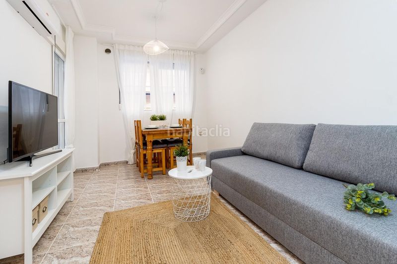 Foto 73aa5c7f-e678-4337-8da8-0fd4759713df. Alquiler apartamento alquiler apartamento 1 dormitorio como nuevo en Torrevieja