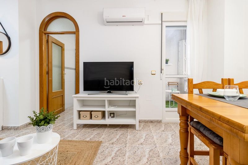 Foto aef801da-34d2-4d42-bef9-4d395aa0a4b3. Alquiler apartamento alquiler apartamento 1 dormitorio como nuevo en Torrevieja