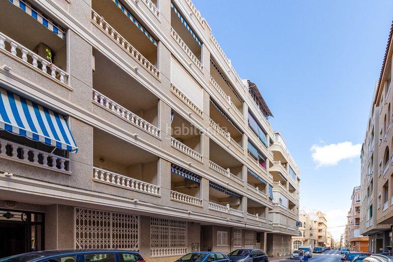 Foto e487f18b-39dd-45c0-9011-49e82b90236d. Alquiler apartamento alquiler apartamento 1 dormitorio como nuevo en Torrevieja