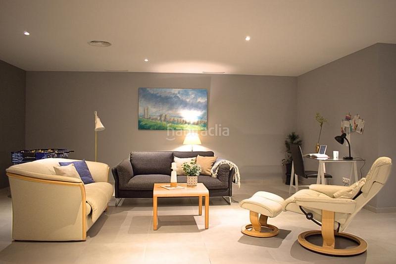 Foto 2c627f36-2c46-4870-b981-54d4a50ab916. Maison avec chauffage parking piscine dans Golf Bahía Finestrat