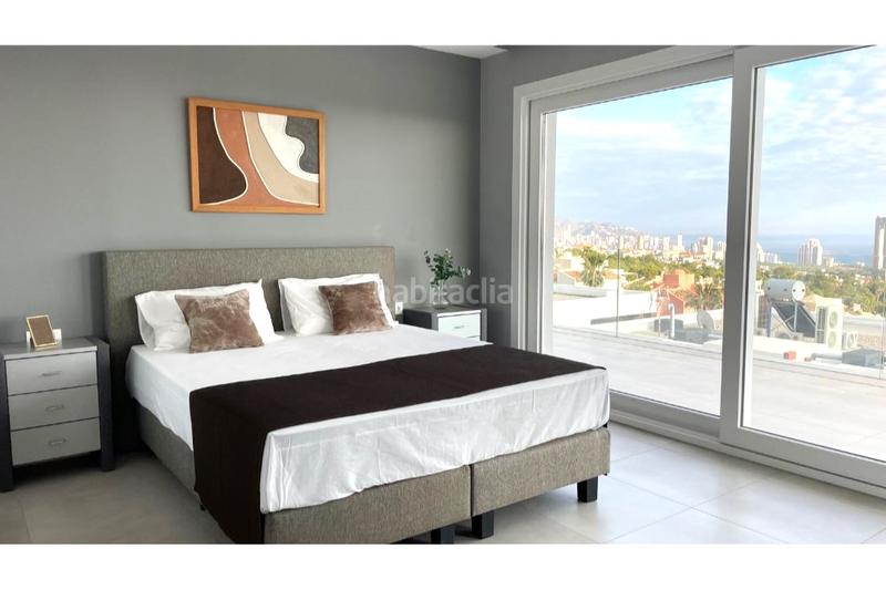 Foto 30e306d3-089e-42e3-827b-930abbbc8e66. Maison avec chauffage parking piscine dans Golf Bahía Finestrat