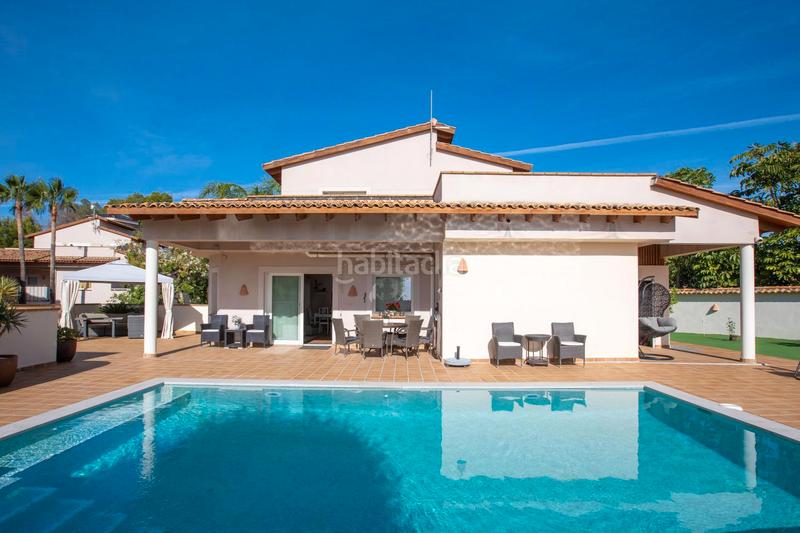 Foto fcb0ee6f-b3ca-4bfd-a23a-c5b6b273af10. Xalet amb aparcament piscina a Escandinavia-Cautivador Alfàs del Pi (l´)