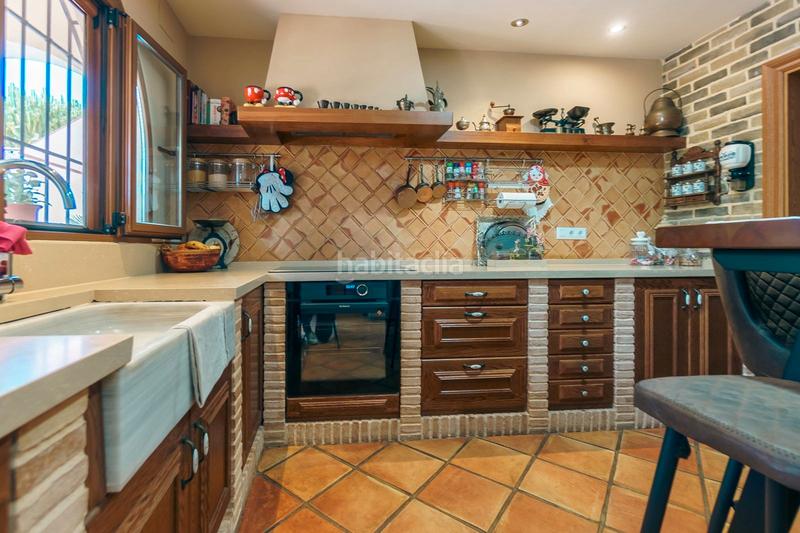 Foto 12f34974-9887-41f5-92b8-289e30e60182. Chalet con parcheggio piscina in Coloma Nucia (la)