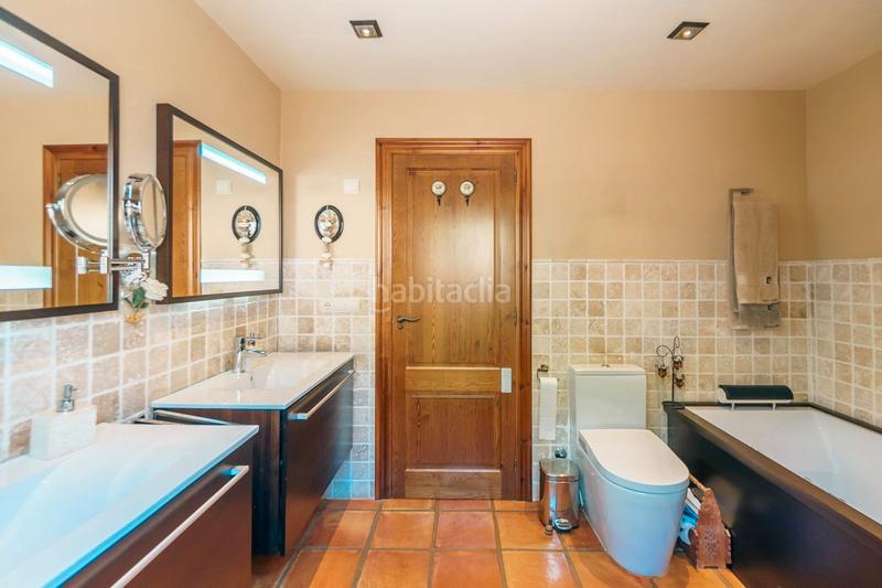 Foto d42edcf8-6e5d-4fb6-9889-9d6b88928a10. Chalet con parcheggio piscina in Coloma Nucia (la)