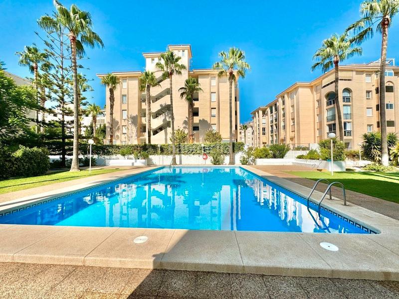 Foto 55d249b8-6a91-4167-b7b7-44bbe8a29614. Piso precioso piso en el corazon del albir con garaje y piscina comunitaria! en Alfàs del Pi (l´)