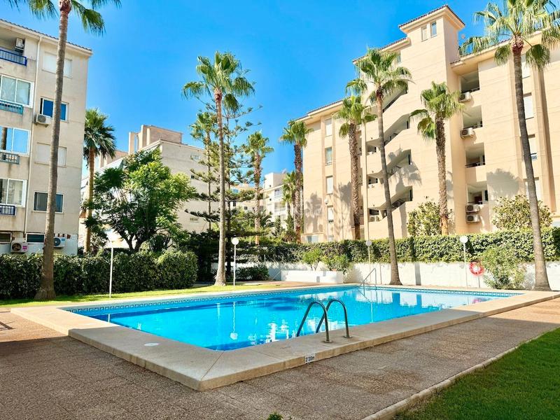 Foto 64c0bfc2-0e04-4581-afda-694e253ec31a. Piso precioso piso en el corazon del albir con garaje y piscina comunitaria! en Alfàs del Pi (l´)