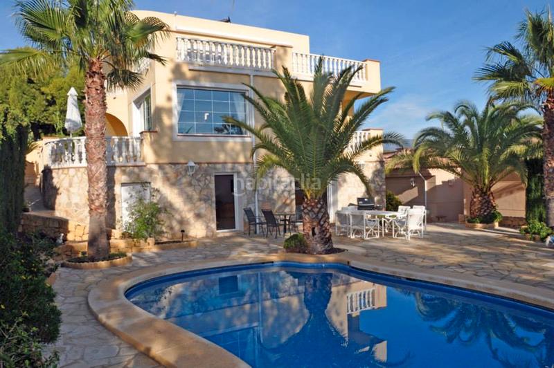 Foto 5ca1a63e-e43c-4fae-a5a1-aa951486a647. Chalet propiedad con 5 viviendas independientes y una excelente ubicación cerca del colegio noruego en Alfàs del Pi (l´)