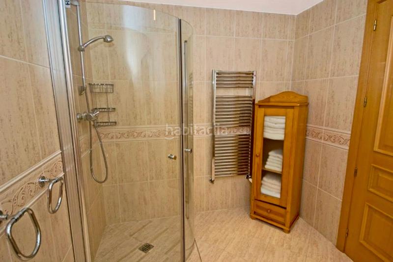 Foto bec000f6-8e7d-4e04-ab12-476cb11335bf. Chalet propiedad con 5 viviendas independientes y una excelente ubicación cerca del colegio noruego en Alfàs del Pi (l´)