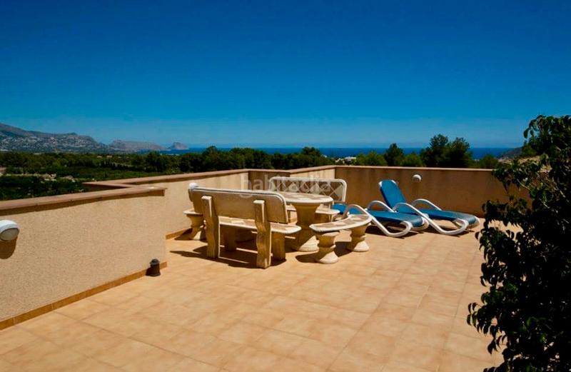 Foto eb810de3-a0c6-448c-9a15-7dd4e698c0a8. Chalet propiedad con 5 viviendas independientes y una excelente ubicación cerca del colegio noruego en Alfàs del Pi (l´)